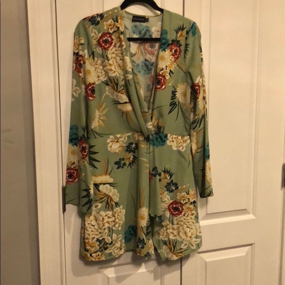 Pretty little thing floral dress